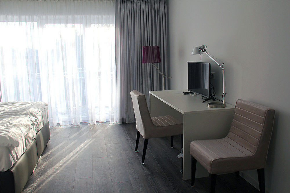 Отель Victoria Living Jockgrim Экстерьер фото